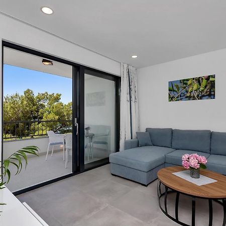 Central Beach Apartments 투체피 외부 사진
