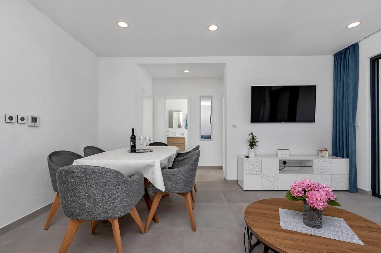 Central Beach Apartments 투체피 외부 사진