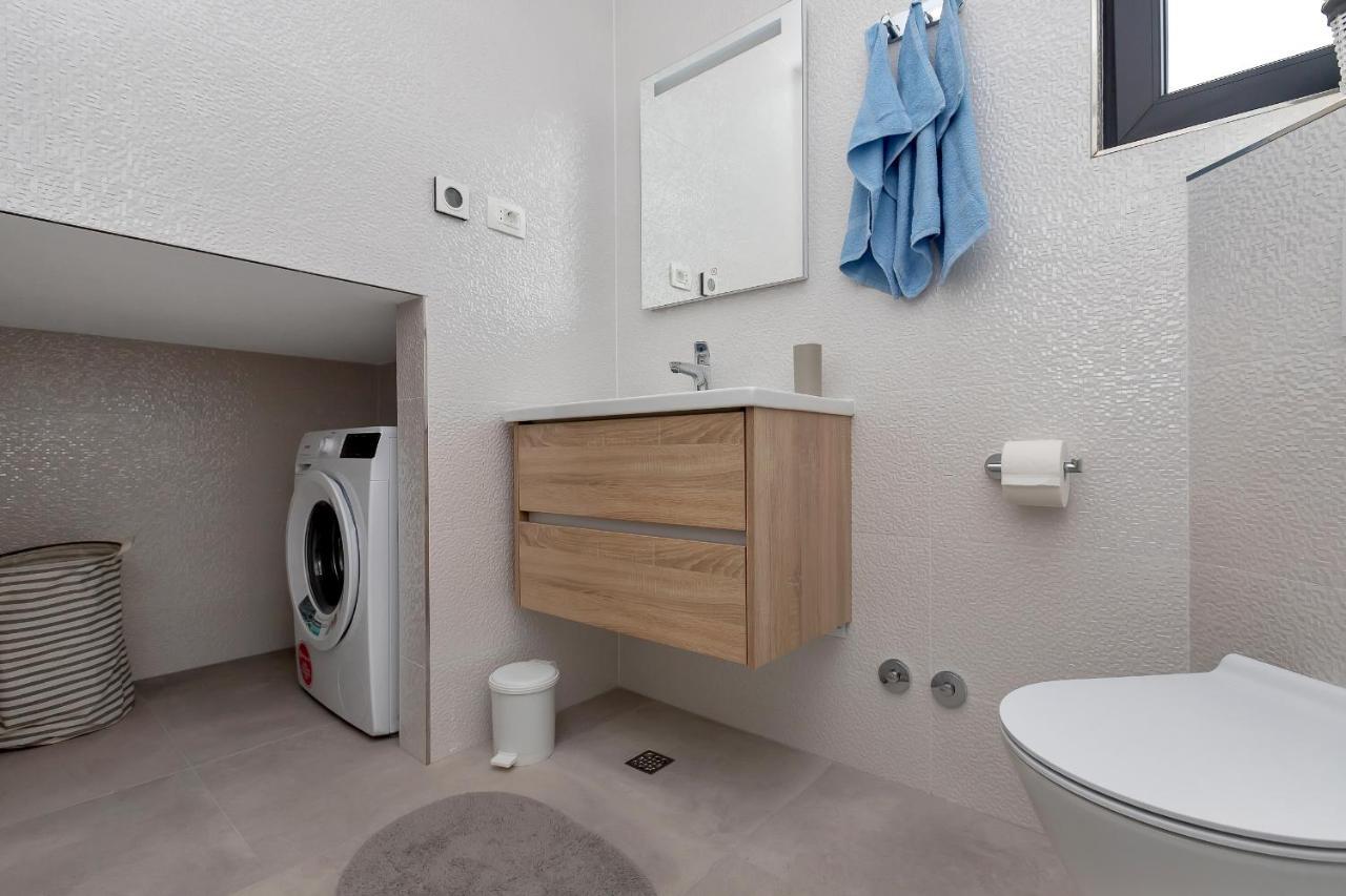 Central Beach Apartments 투체피 외부 사진